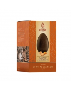 Uova di cioccolato al latte con caramello salato
