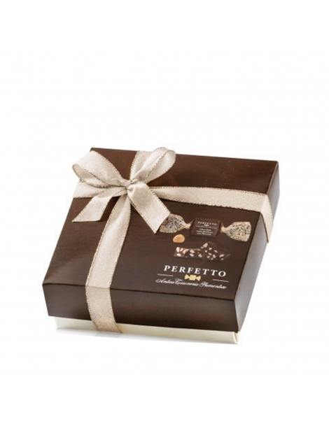 Cioccolato Extra Fondente Con Nocciole, Astuccio Marrone Perfetto