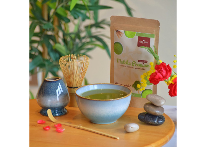 Tè Matcha: benefici e controindicazioni, cosa sapere?